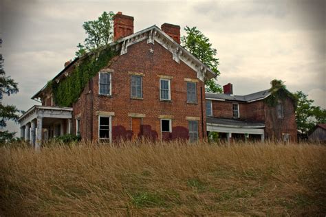 cheap abandoned farm houses ohio.